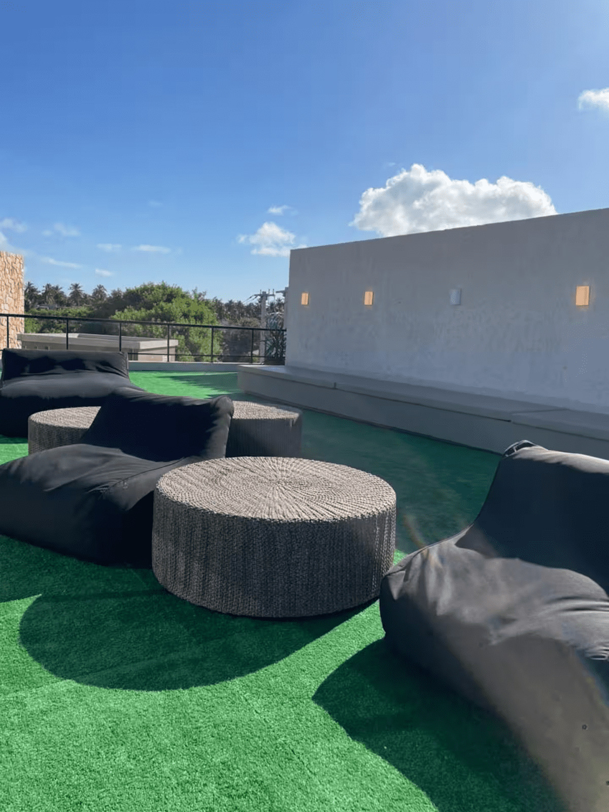 Airbnb listing optimization: consistency check